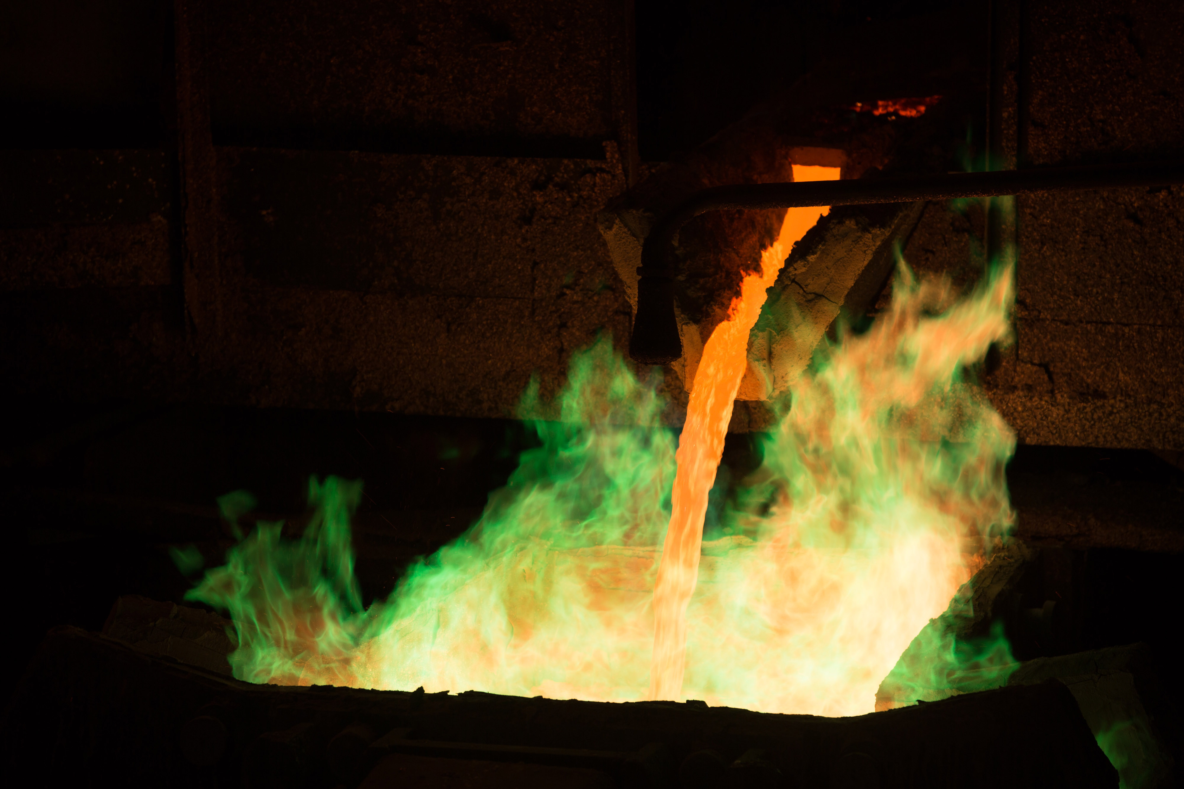 Production of Russian gold bars at Ural Mining And Metallurgical Co.