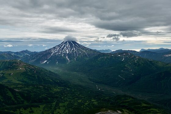 The $31 Billion Plan to Make You Book Your Vacation in Siberia