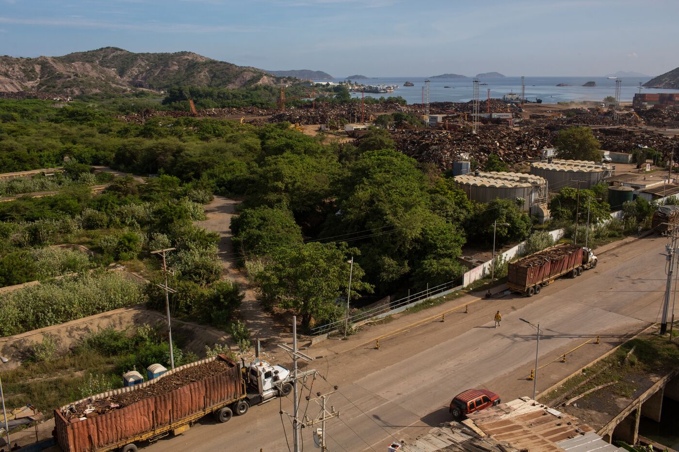 relates to Venezuela Is Resurrecting Its Oil Fields With Backpacks of Cash