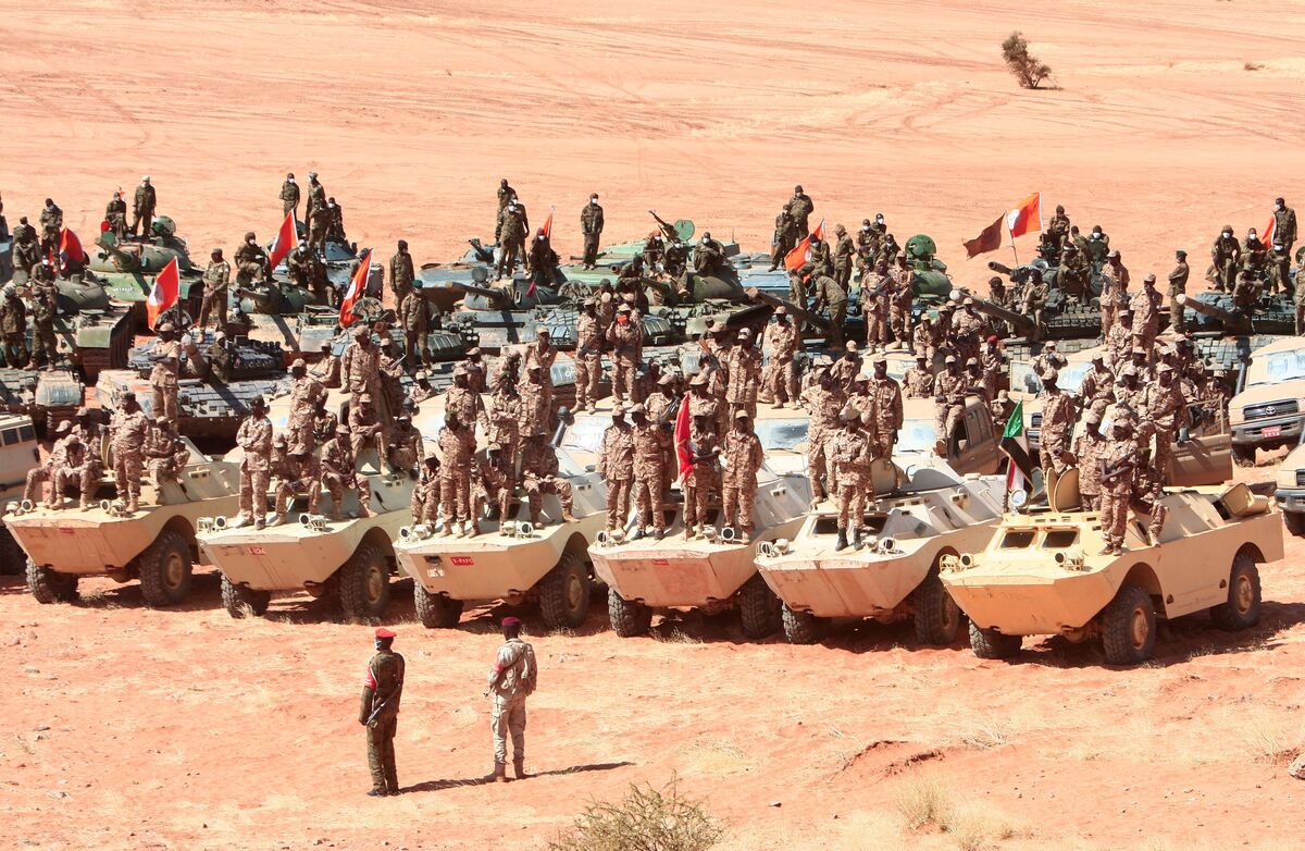 L’armée soudanaise et les politiciens en pourparlers pour partager le pouvoir et freiner la domination économique