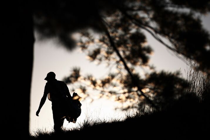 Golf Caddies, Influencers to Be Exempted From Taxes on Tips