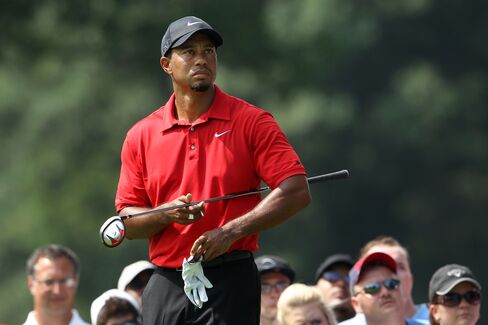 Woods Targets PGA Championship as Ex-Caddie Wins With Scott