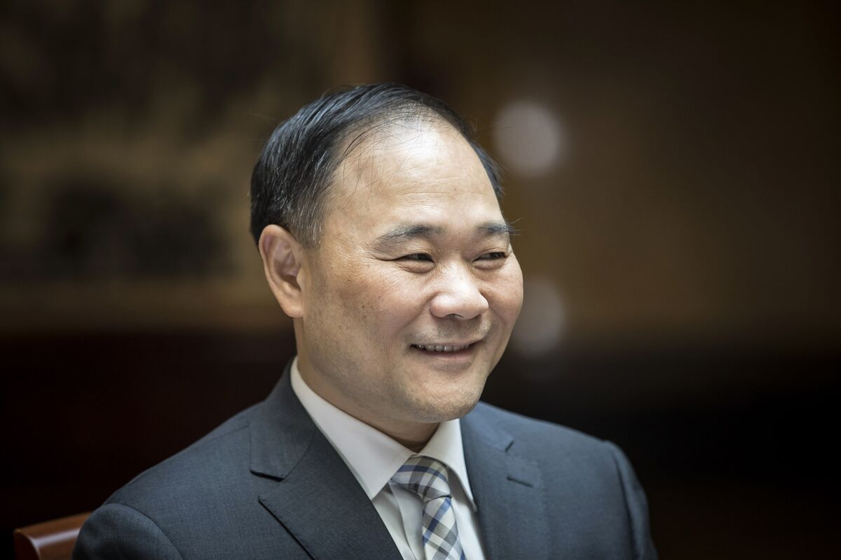 A Lesson for Geely Billionaire Li Shufu on Maximizing Value - Bloomberg