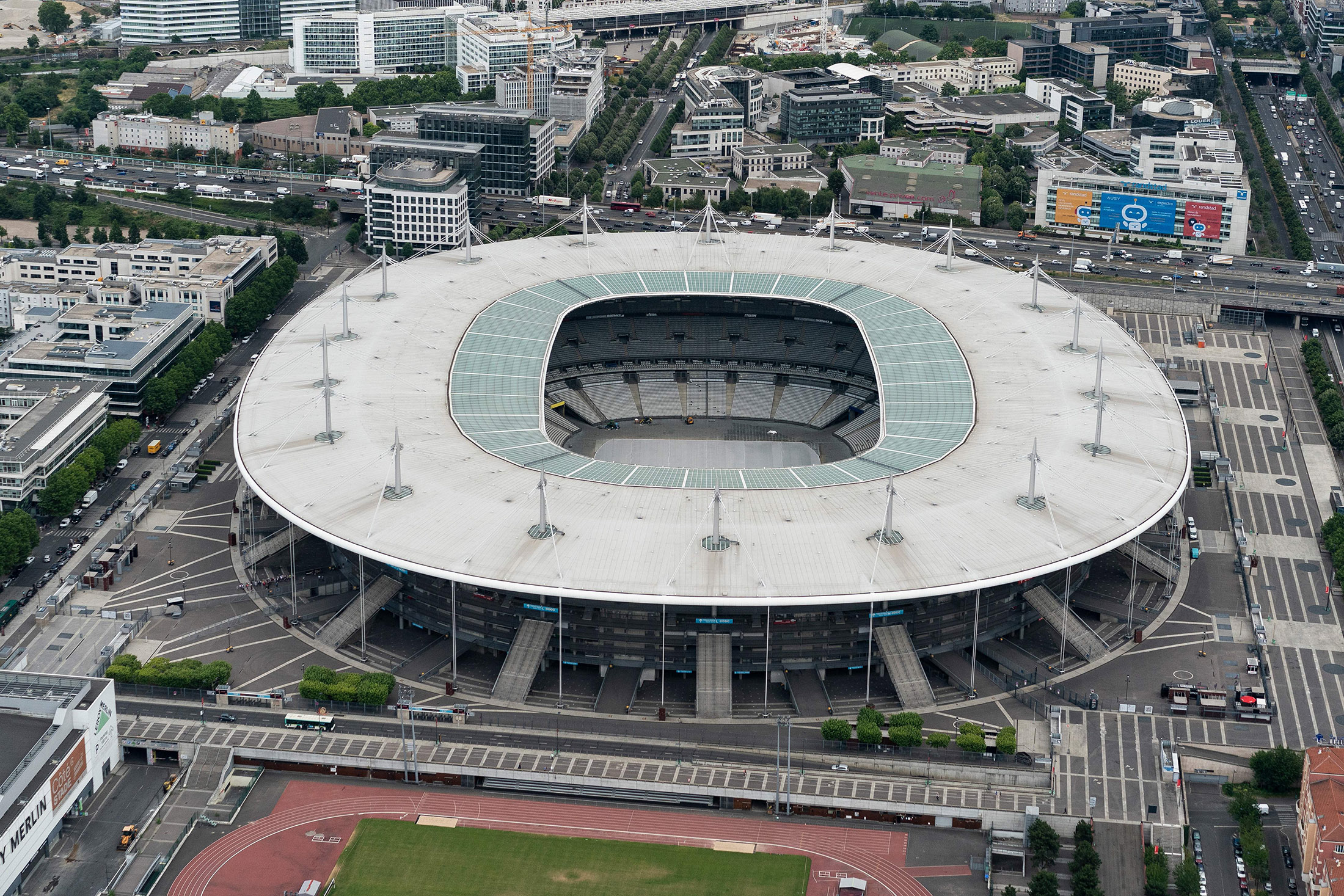 France Considers Putting its Biggest Sports Stadium on the Block - Bloomberg