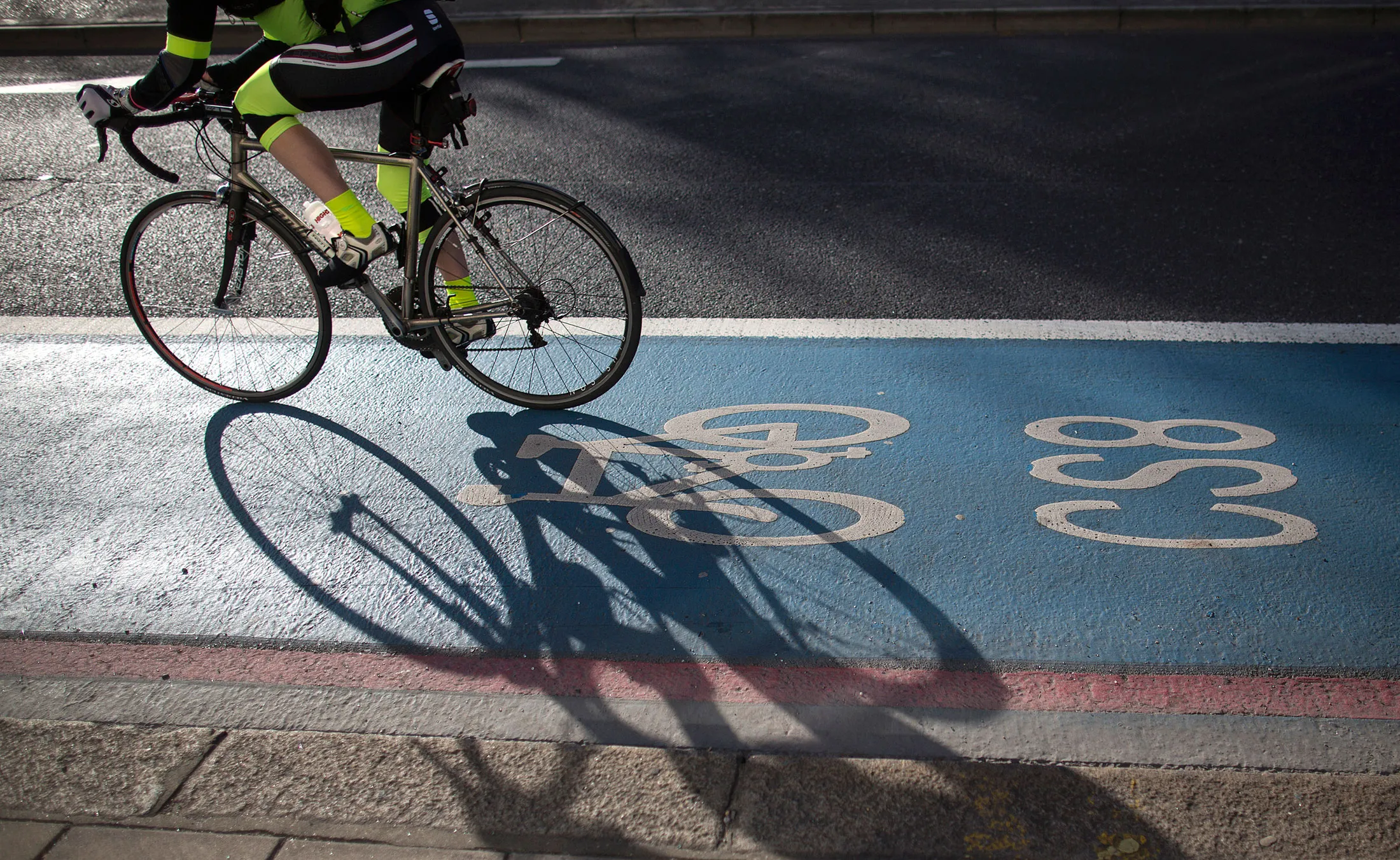 London cycling.
