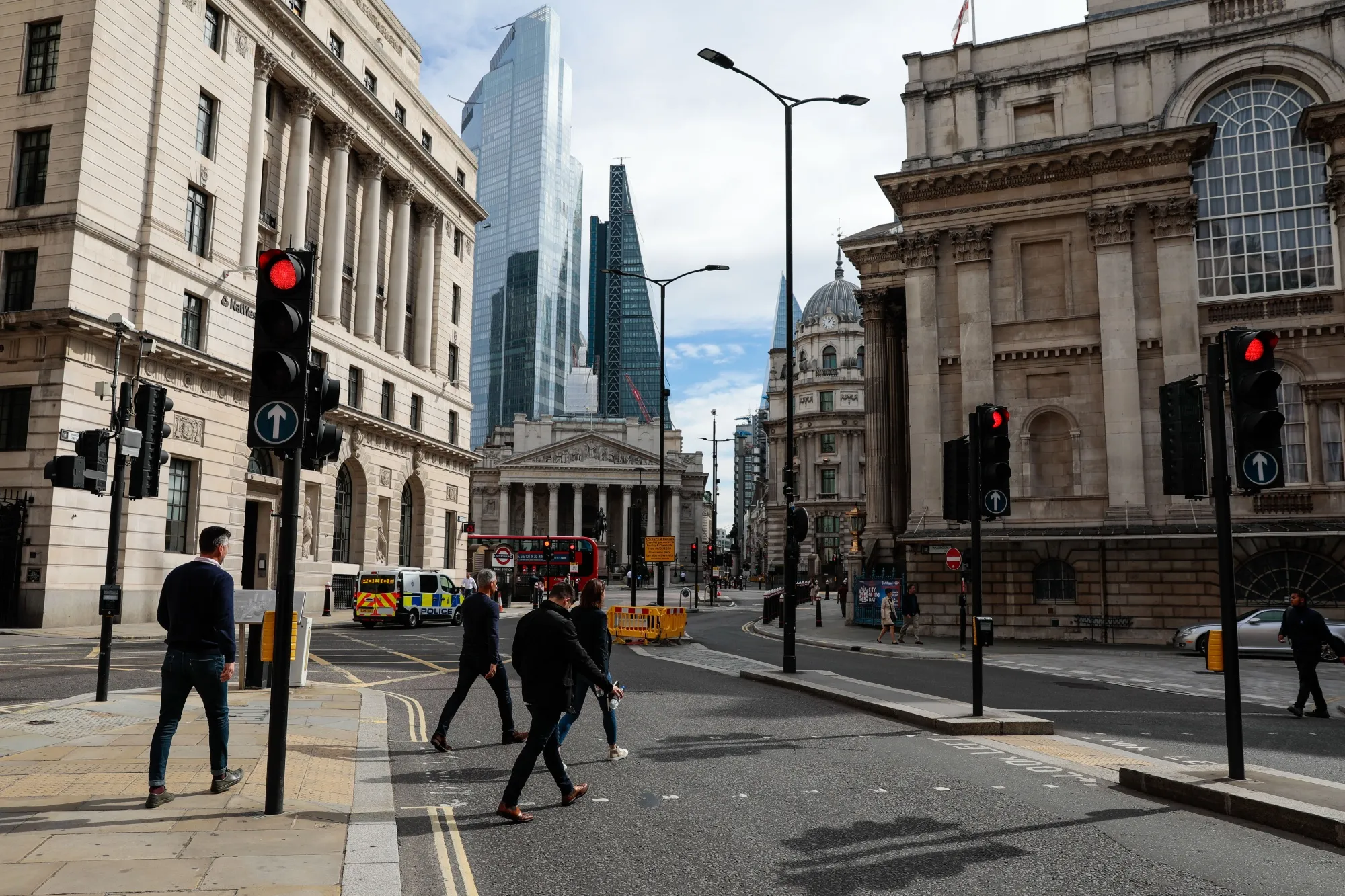 Office Push Puts U.K. PM Johnson on Collision Course With U.K. Workers
