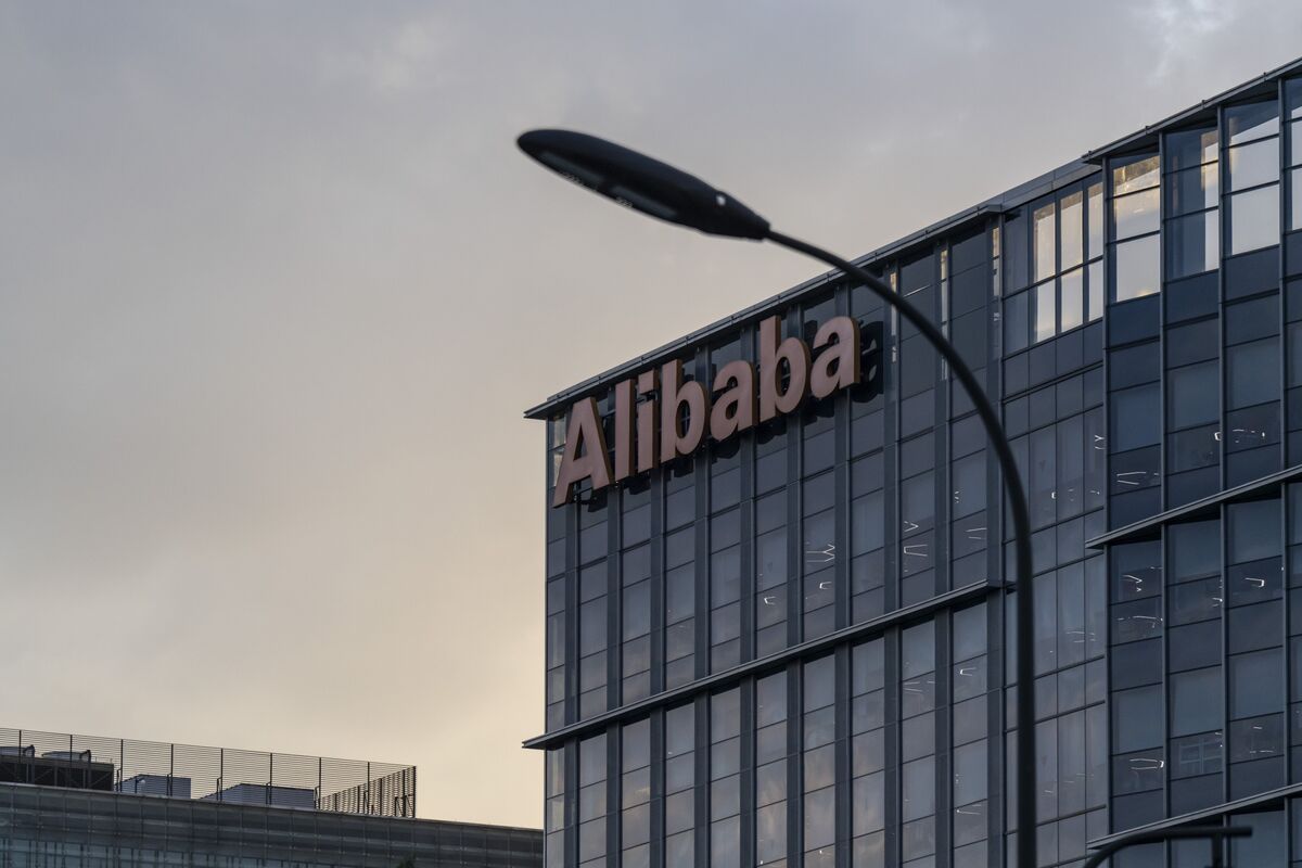 Alibaba to Baidu Lead Surge in Equity-Linked Bond Sales in Asia