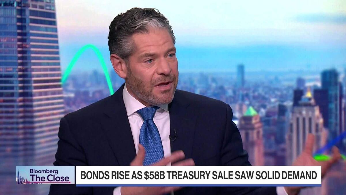 ⚫️ BLOOMBERG: "Jerome Schneider di Pimco: Il Contante come Tema Dominante nel Mercato"