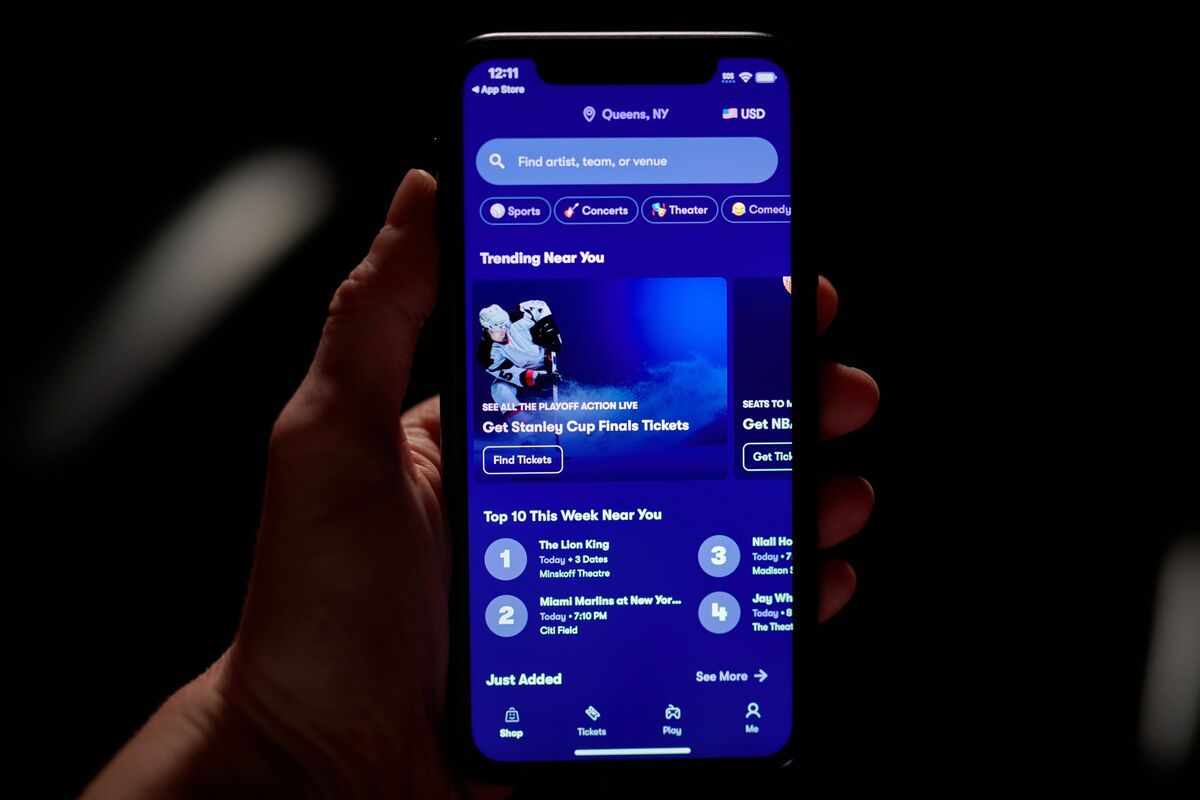 bloomberg.com - Reshmi Basu - Out-of-Court Creditor Deals Are Coming to the K-Shaped Debt Market