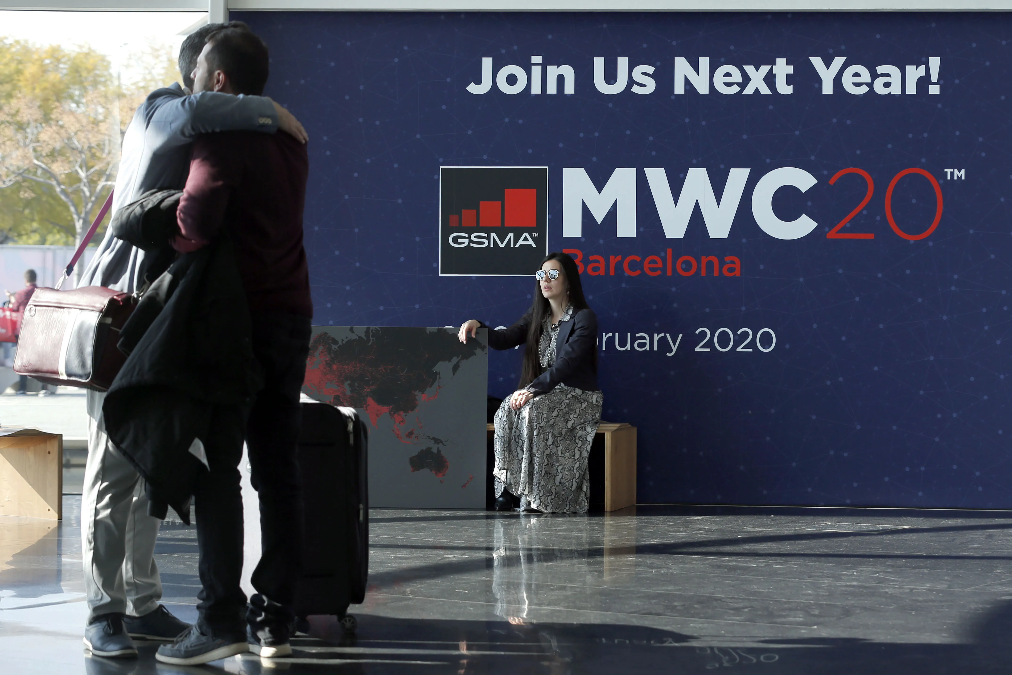 Attendees at the Mobile World Congress in Barcelona on Feb.&nbsp;28, 2019.