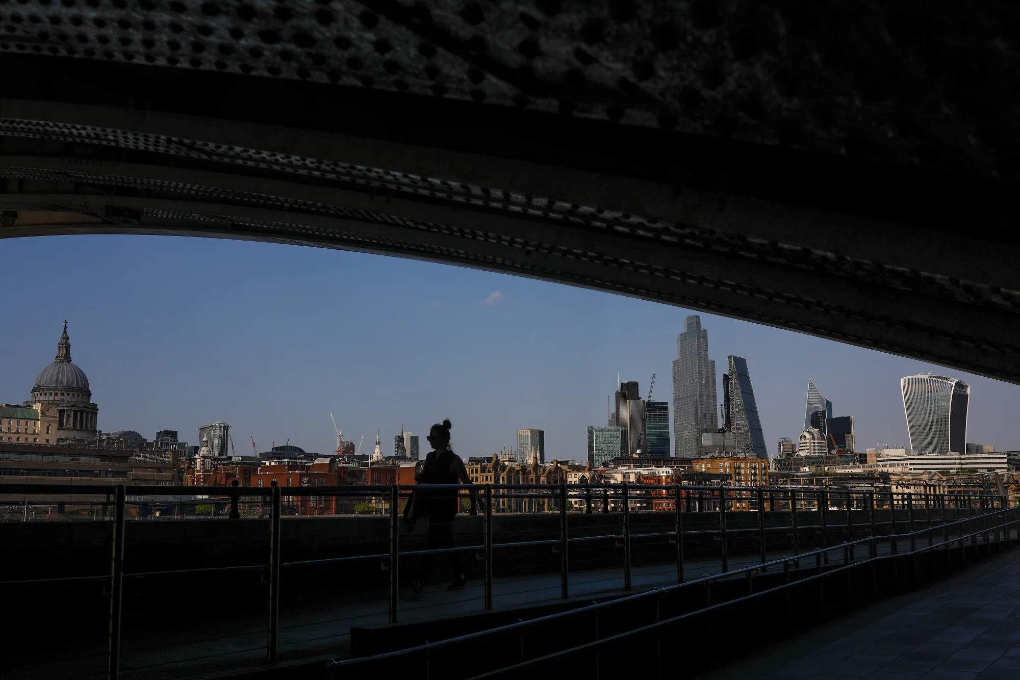 Office Buildings As U.K. Gets Glimpse of Virus’s ‘Sobering’ Toll on Jobs and Debt 