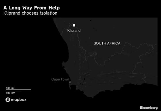 South African Town Agrees to Isolate as Virus Cases Surge
