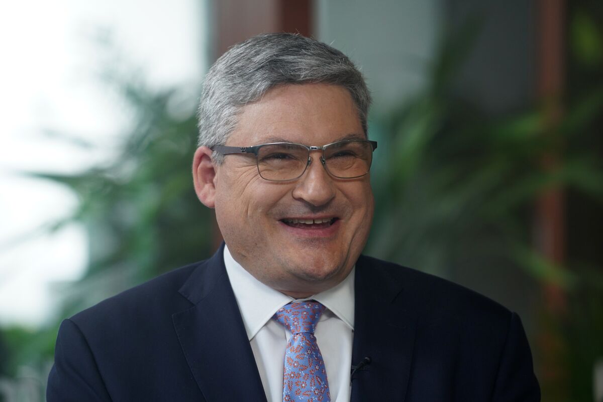 Australia’s Sovereign Wealth Fund Returns 13.7%, Aided by Stocks