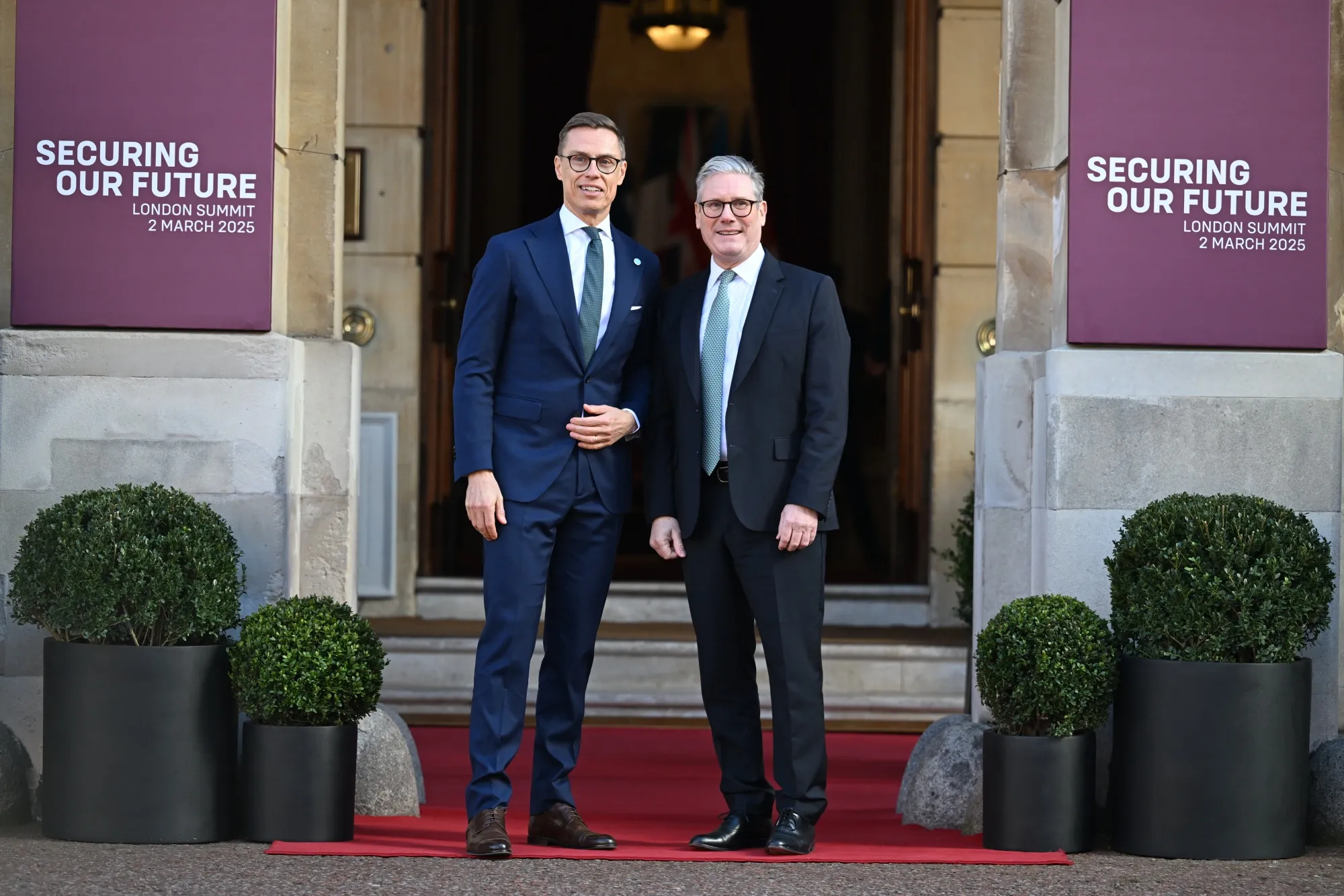 Alexander Stubb meets&nbsp;Keir Starmer ahead of a summit in London, March 2.
