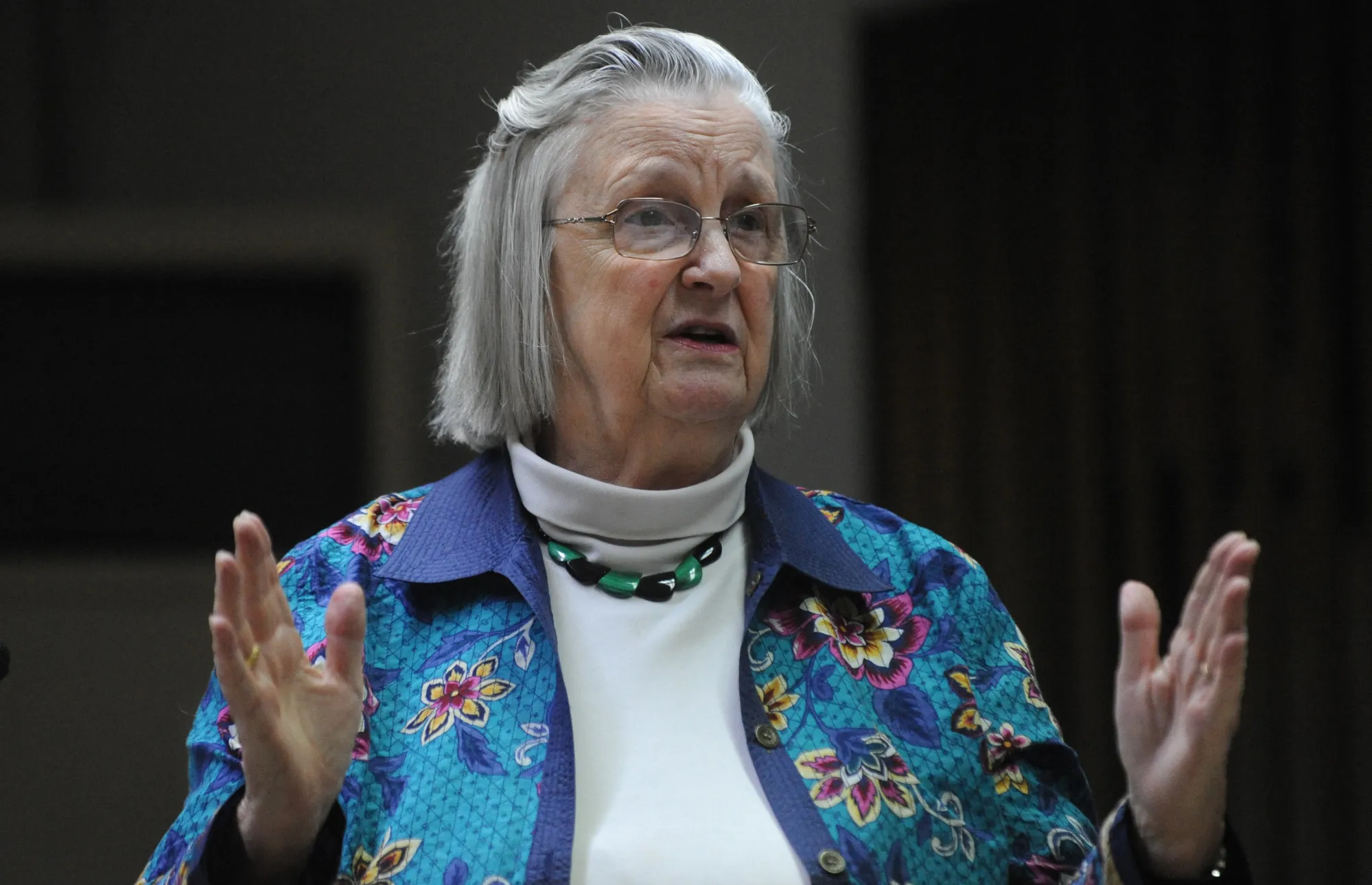 A woman. An economist. A Nobel winner. More needed.
