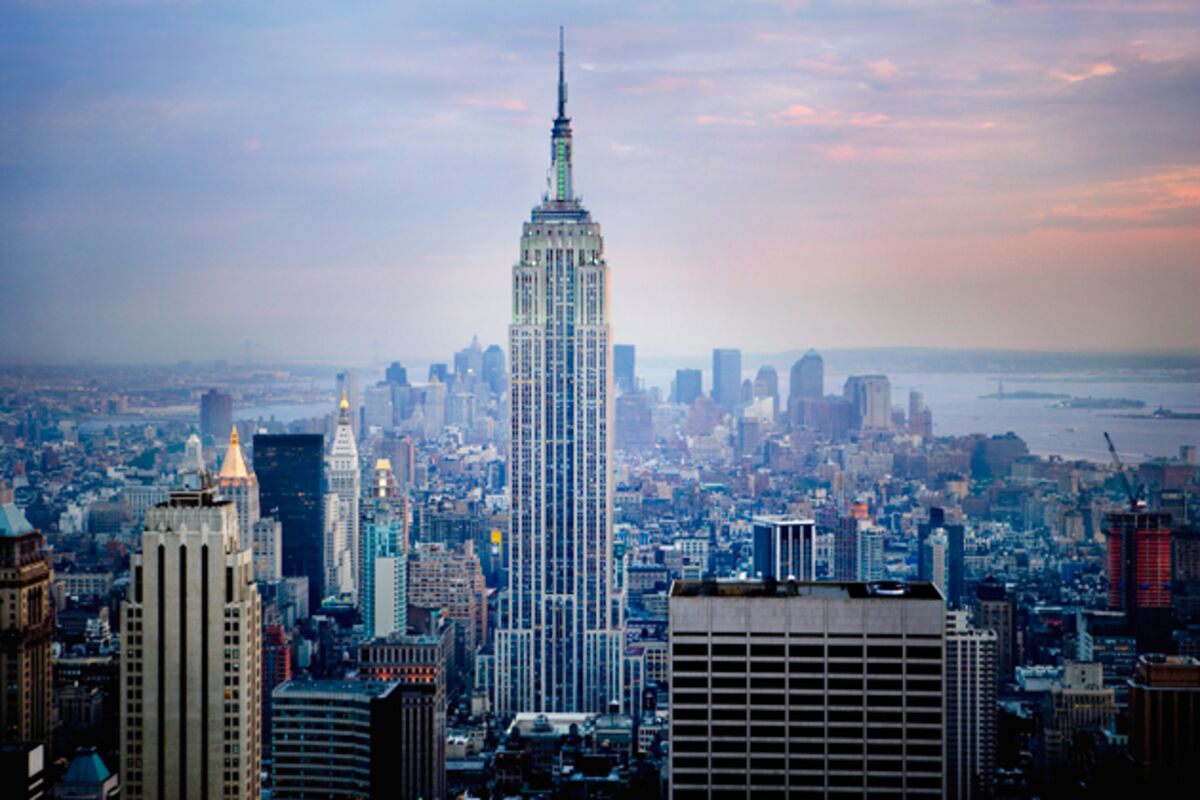 Empire State building. Эмпайр Стейт Билдинг в 30х. Big Apple New York башня. Кол во небоскрёбов в Нью орке.