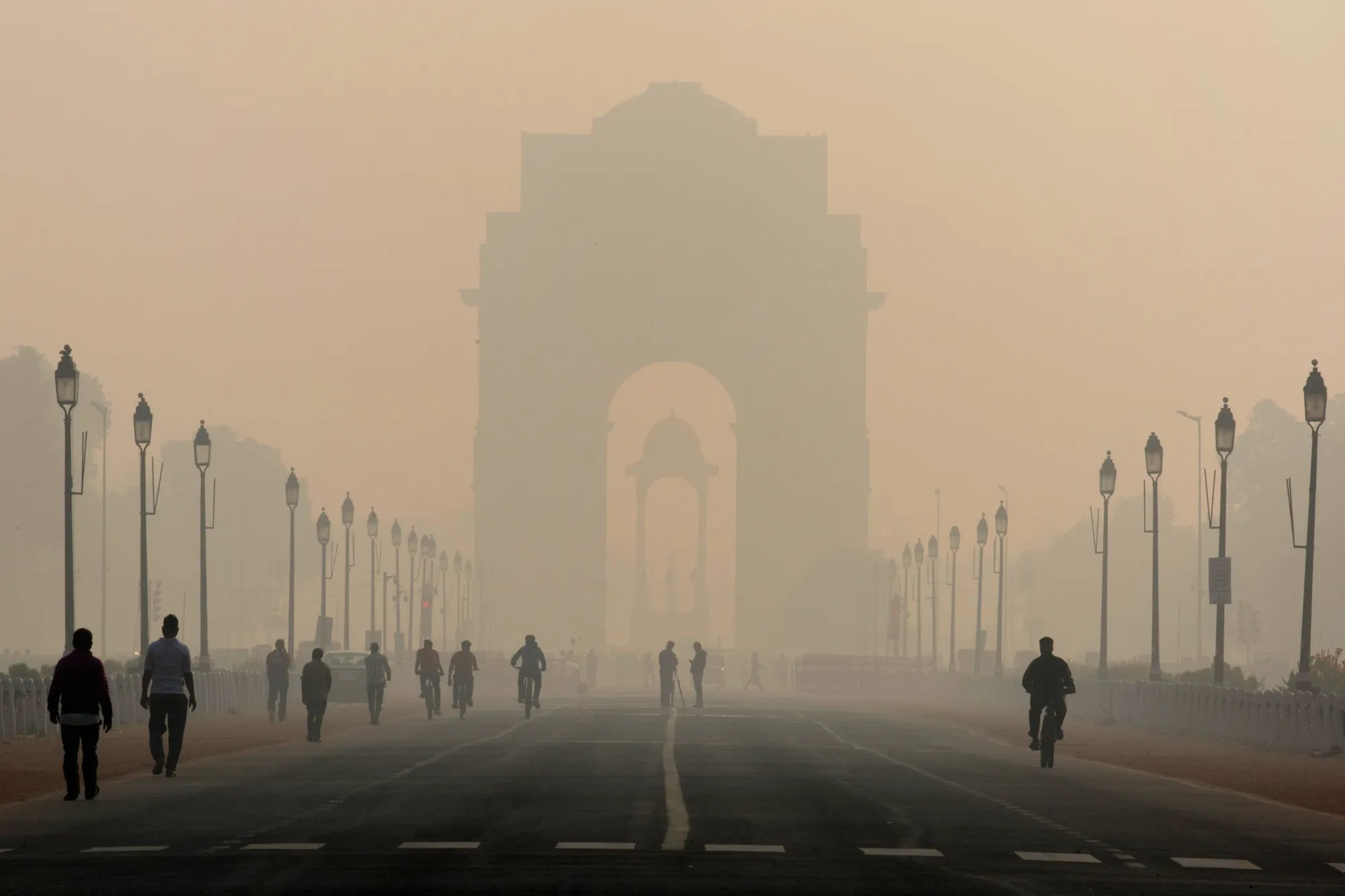New Delhi’s India Gate monument stands shrouded in smog in 2019.