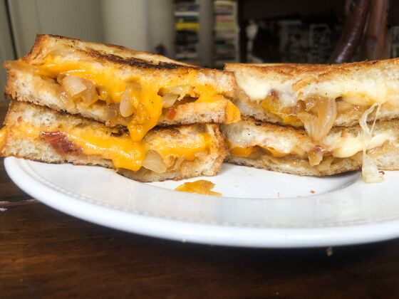A Chef Has Recreated Chandler’s Grilled Cheese in Friends—And It’s Great