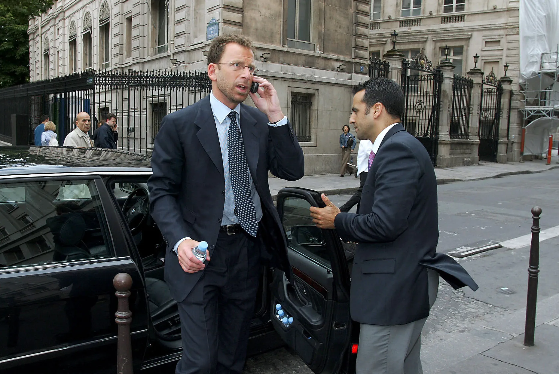 Edgar Bronfman Jr. arrives at Vivendi Universal in Paris in 2002.