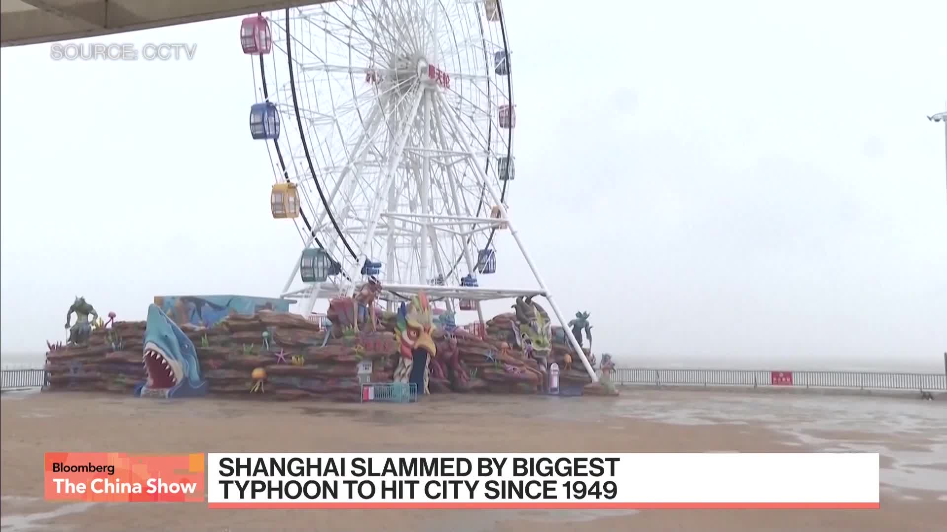 Typhoon Bebinca Hits Shanghai, Evacuations Underway