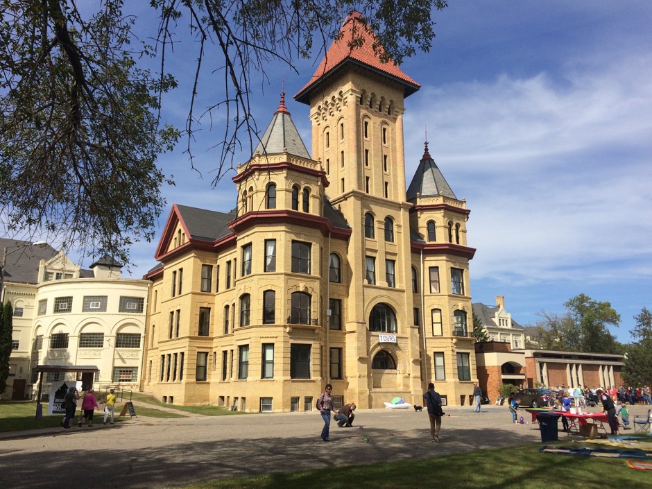 The Argument For Reusing 19th Century Mental Hospitals Bloomberg