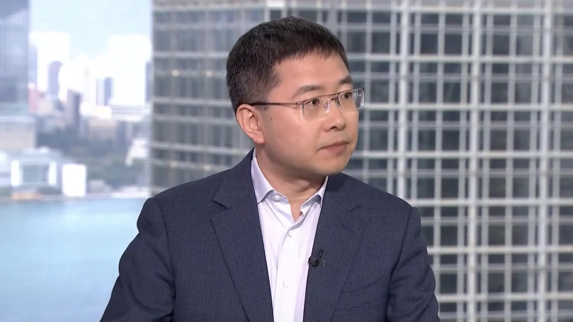 Watch Alibaba.com President Kuo Zhang on AI Competition, Tariff Impacts ...