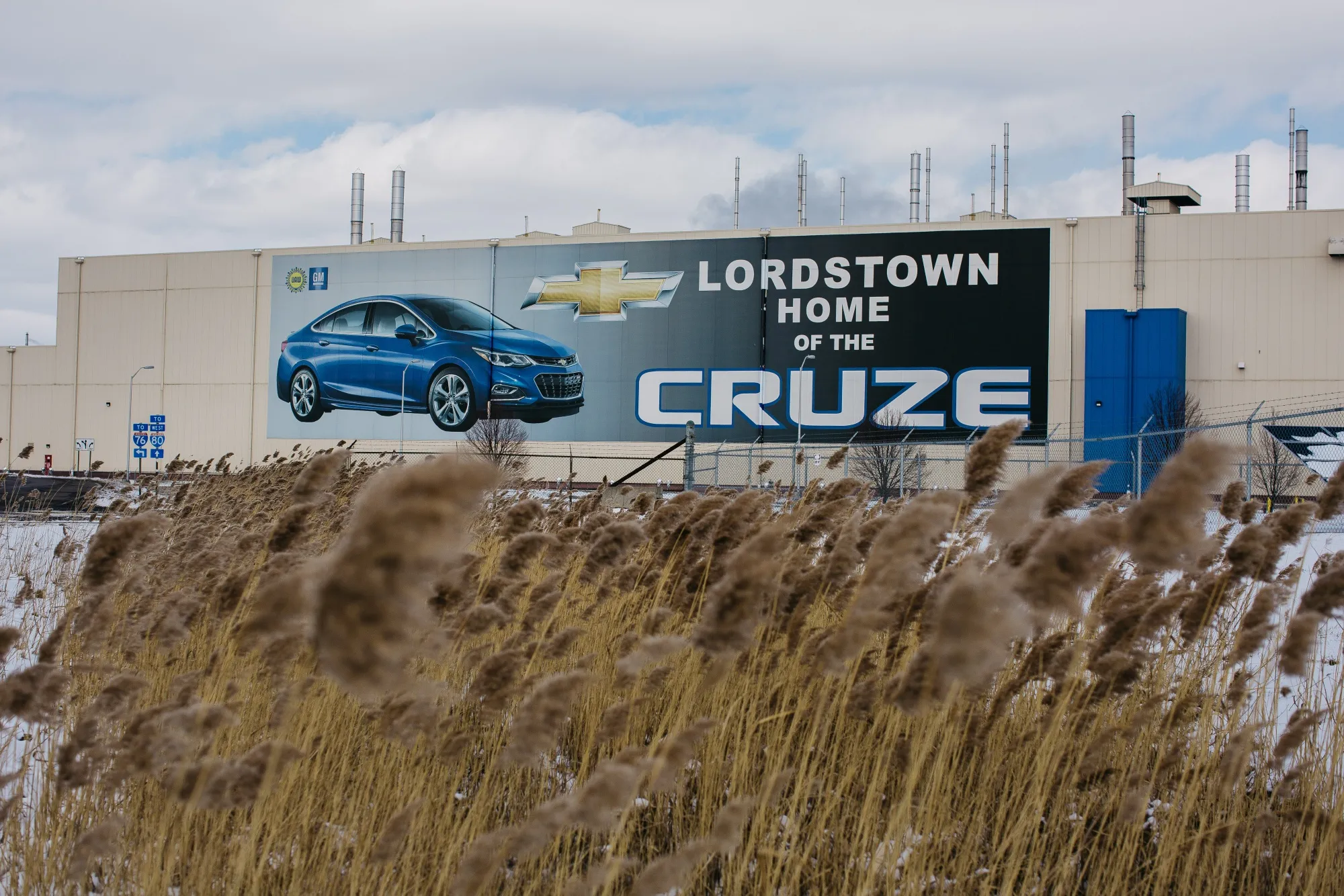 An image of a Chevrolet Cruze vehicle is displayed outside the GM&nbsp;Lordstown production plant complex in Lordstown, Ohio.