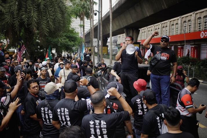 Protesters Demand Resignation of Prime Minister Anwar in Malaysia