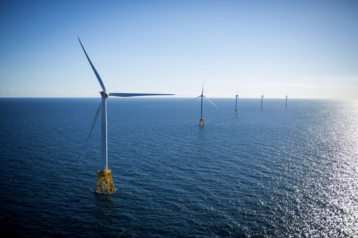 bloomberg.com - Josh Saul - N.J. Amps Up Wind Fight, Overriding Beach Towns Balking at Farms