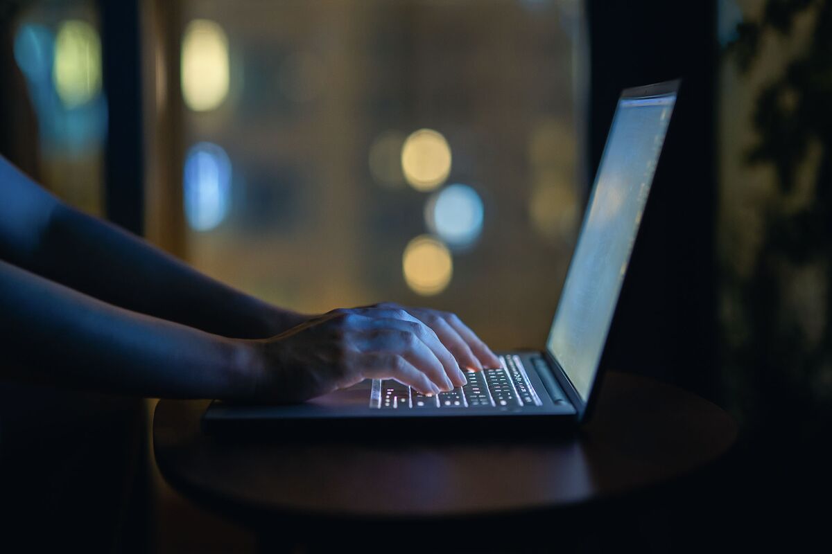 🟪"Indagine Fiscale in India: Al Via Controlli su Evasione e Riciclaggio di Denaro con le Criptovalute"