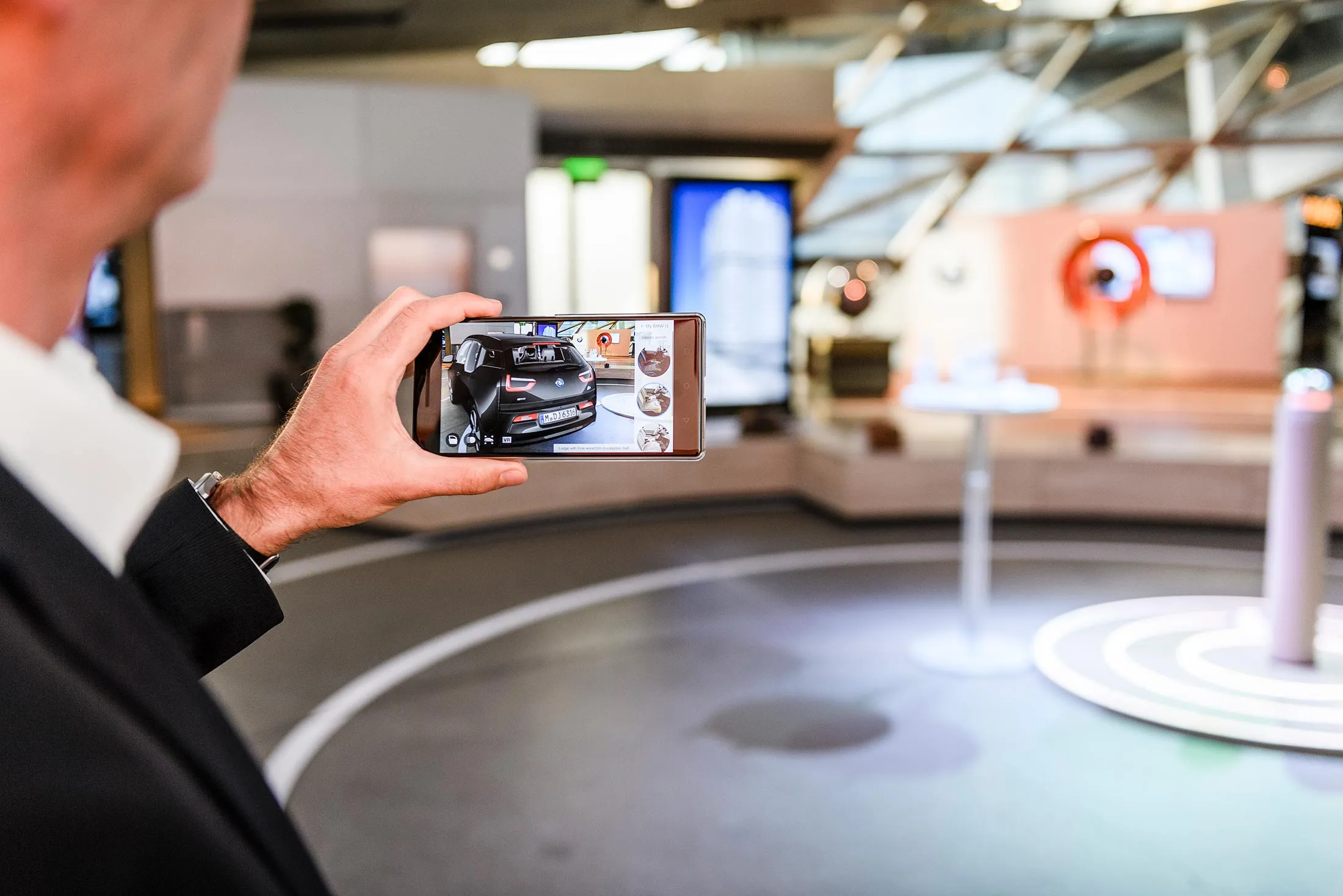 1483572050_BMW-Google-Tango