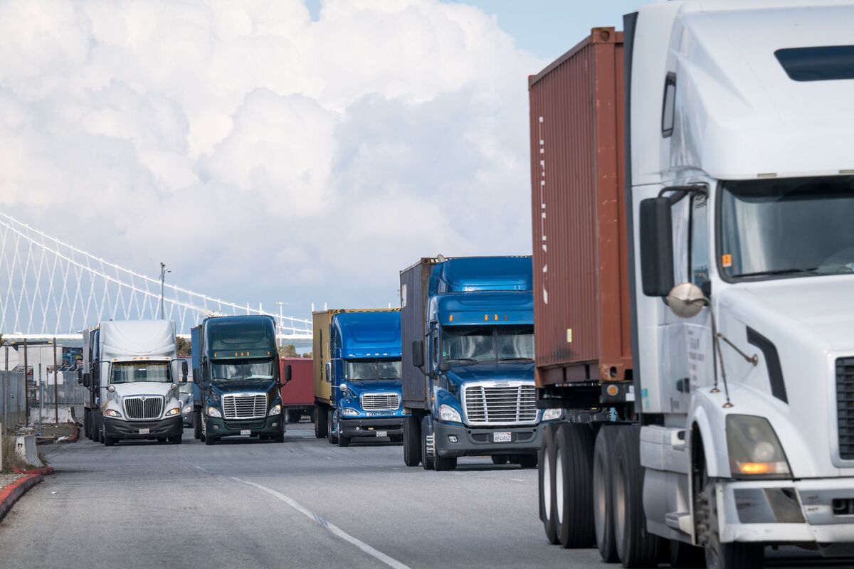 bloomberg.com - Reshmi Basu - Cargo Hauler STG Logistics Files Bankruptcy Following Debt Deal Litigation