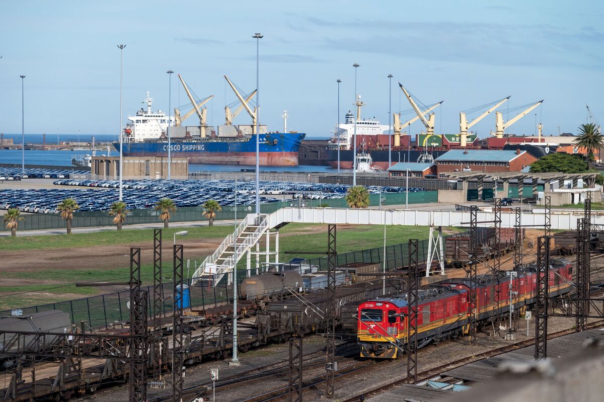 Africa’s Biggest Rail Network is Thrown a Lifeline