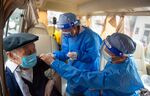 Covid&nbsp;vaccination at a mobile site in Beijing on April 9.