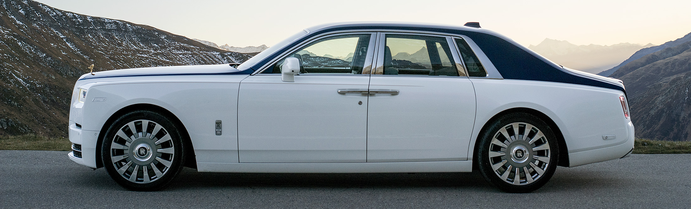 A Mind-Blowing Sports Car That Happens to Be a Rolls-Royce Wraith: Review -  Bloomberg