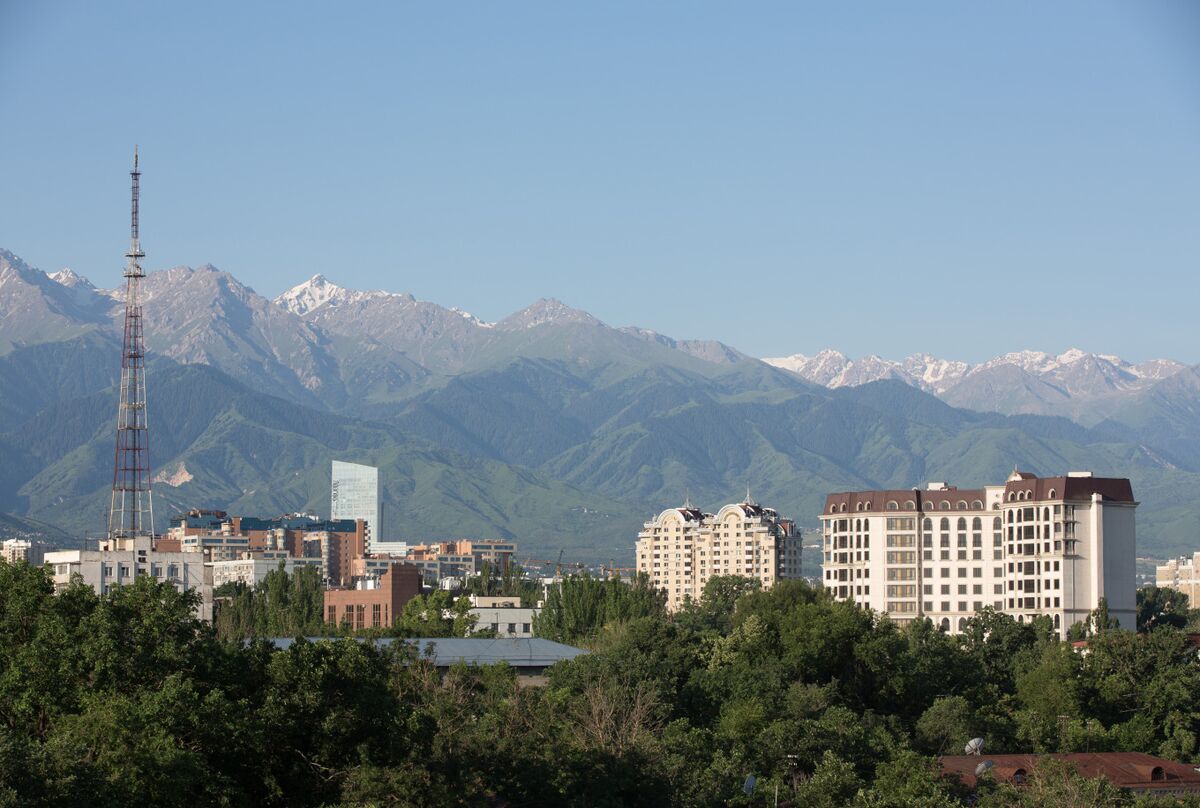 Kazakhstan Plans up to $2 Billion Yuan Bonds to Grow China Ties