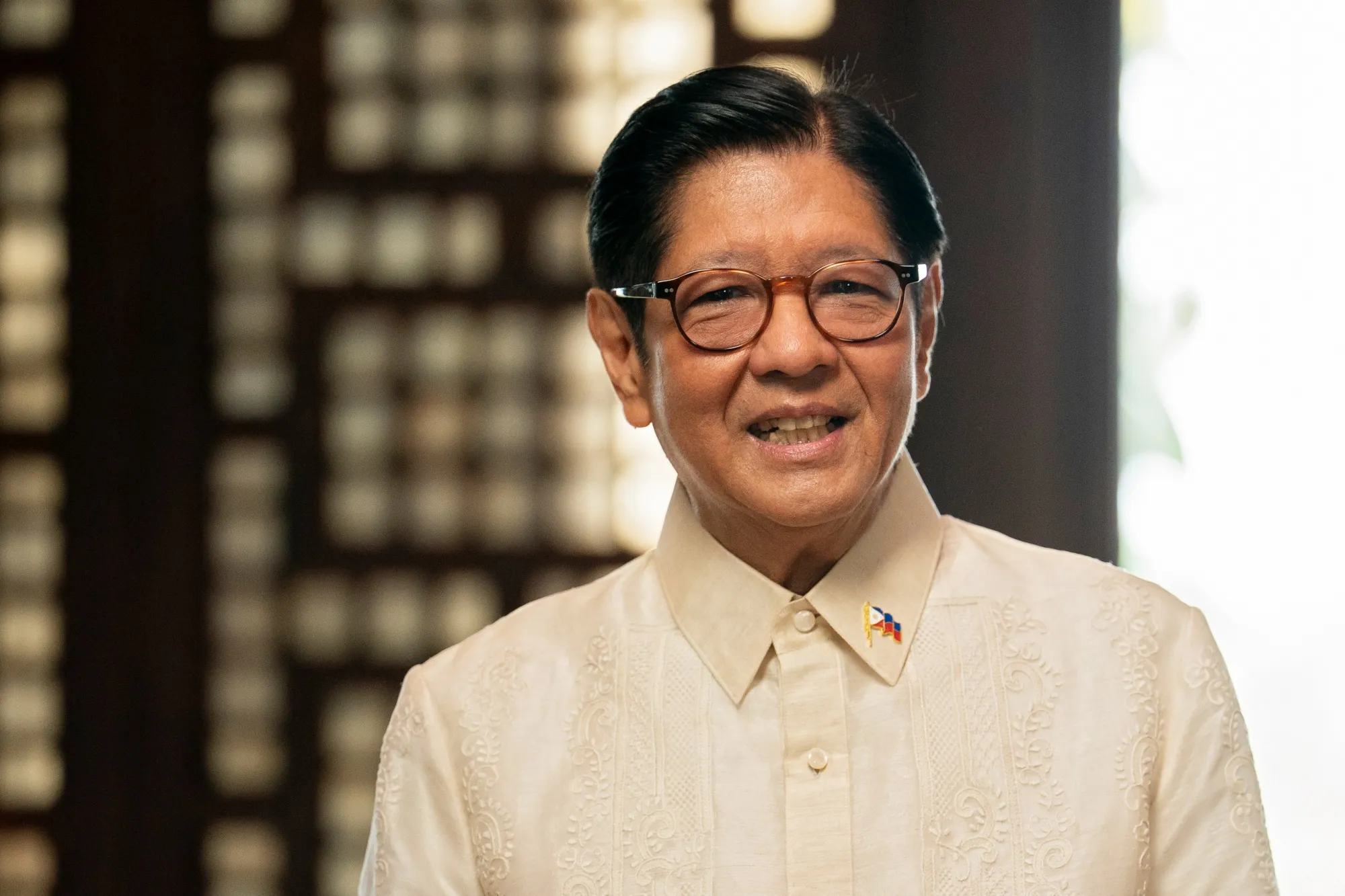 大統領プロフ必読 高市首相、フィリピン大統領と安全保障協力の強化で一致－中国念頭に