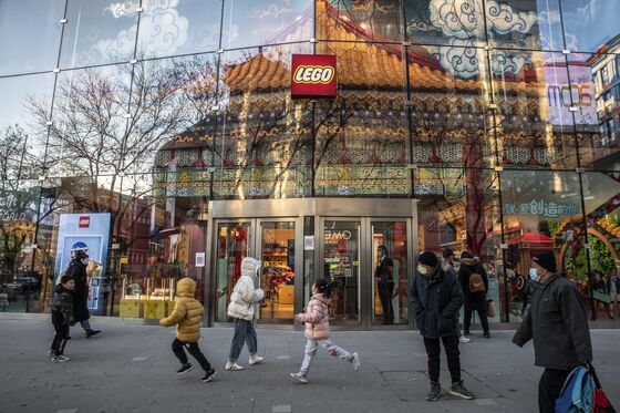 Lego Bets on China’s Children With Hundreds of New Stores