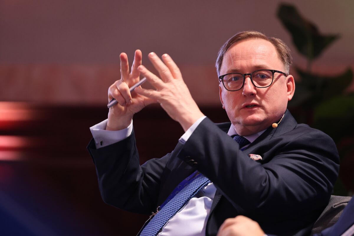 ECB’s Kazaks Sees Little Need for Further Rate Cuts