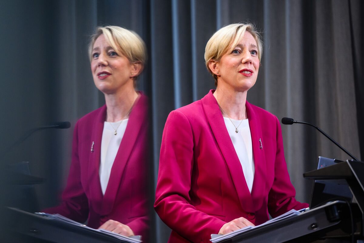 assets.bwbx.io image