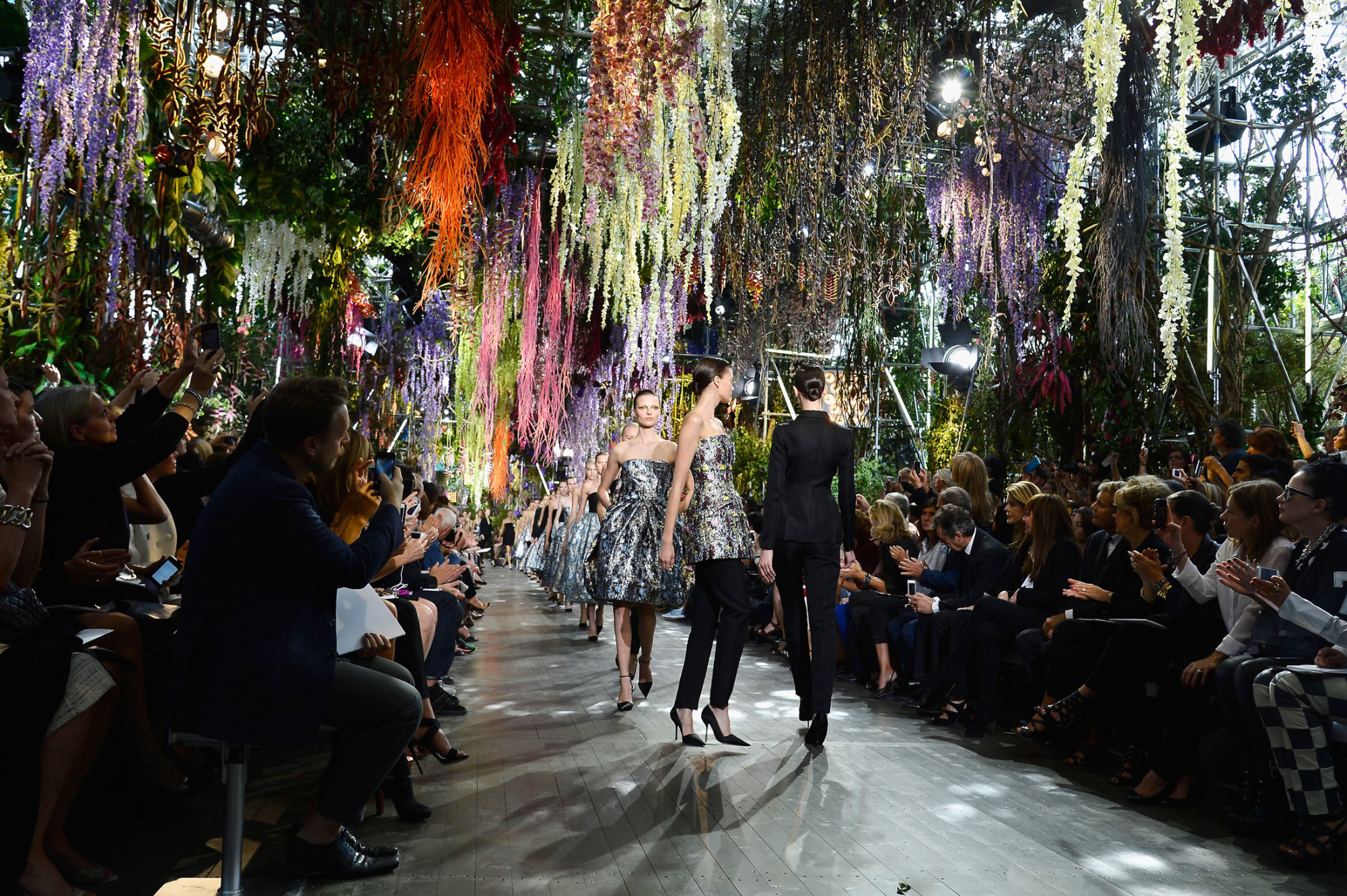 The Gorgeous, Psychedelic Worlds of Departing Dior Designer Raf Simons ...