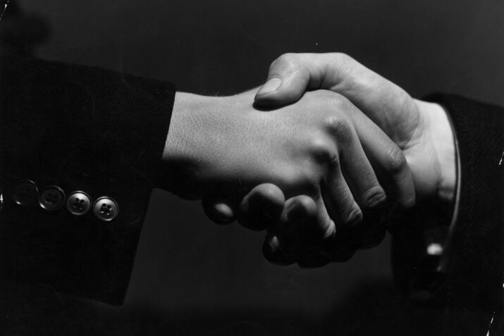 BGOVSTOCK Lobbying handshake