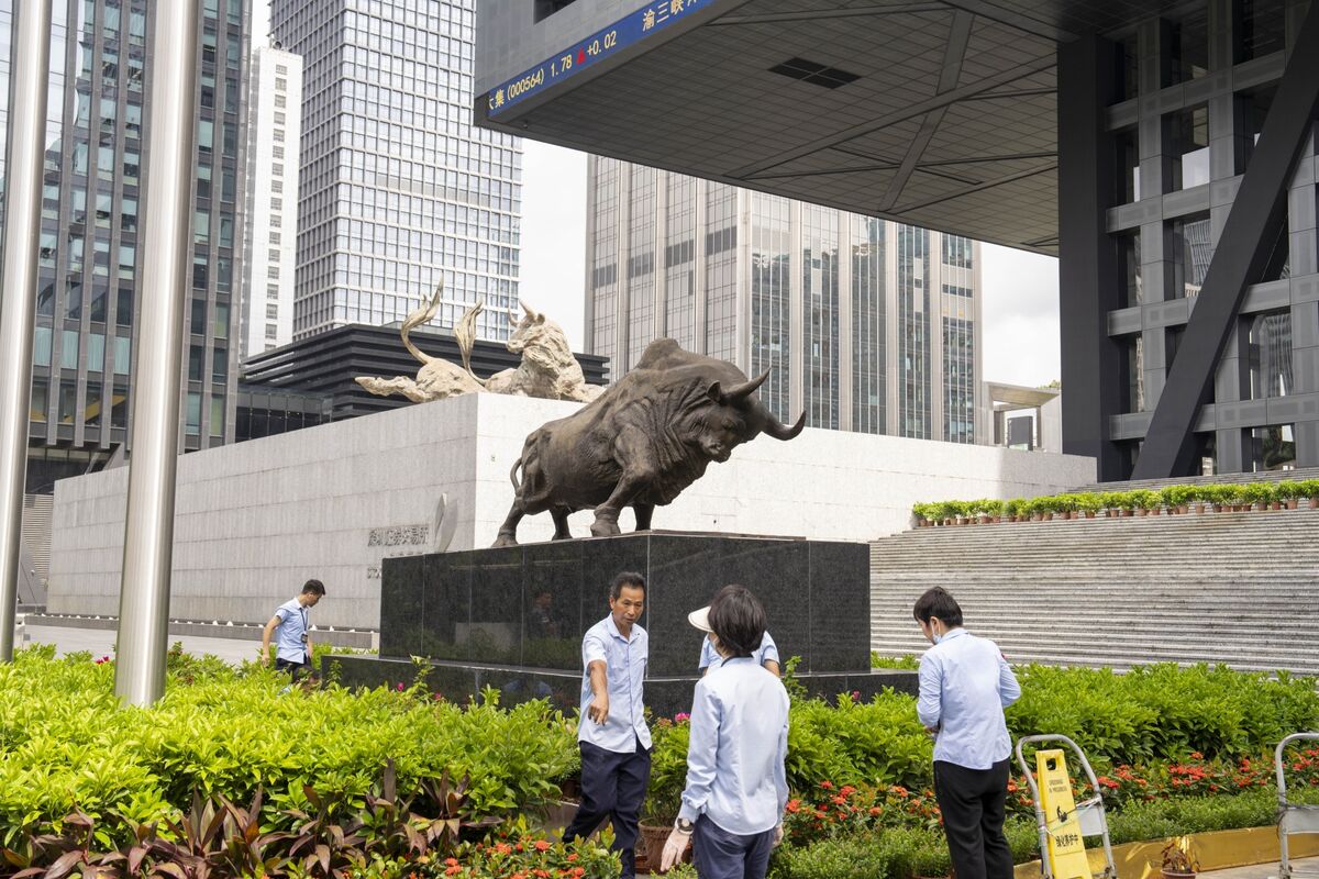 bloomberg.com - CR New Energy's Record IPO Gets Strong Retail Demand in Shenzhen