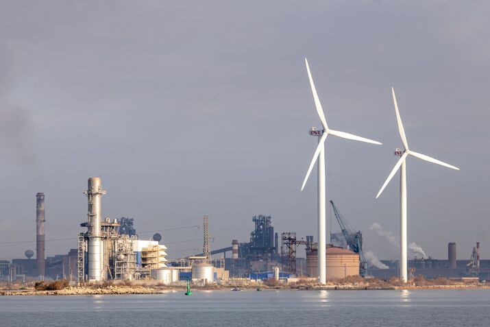 French Energy Grid as Power Oversupply Set to Last For Years