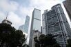 HSBC Tumbles in Hong Kong as AT1 Debt Selloff Weighs on Banks