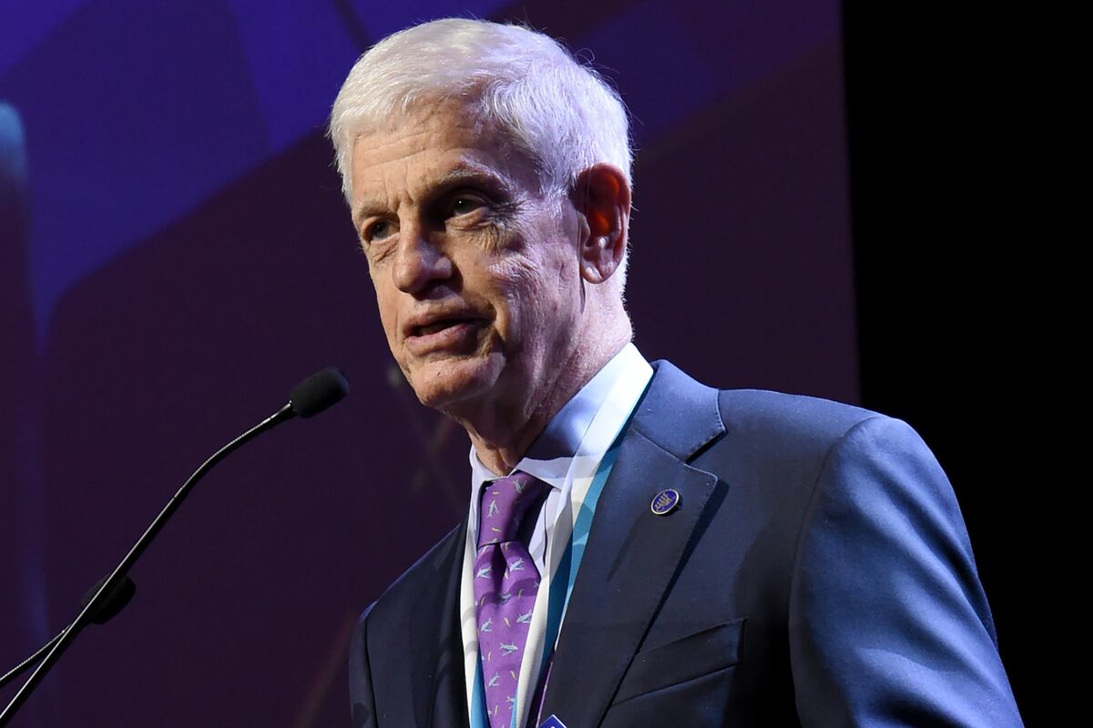 Mario Gabelli ‘Likely’ to Tender Warner Bros. to Paramount - Bloomberg.com