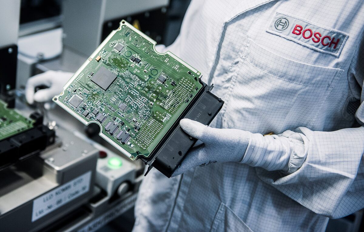 Bosch to Build $1.1 Billion Chip Plant for Self-Driving Cars - Bloomberg