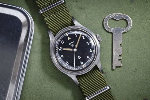 This is a great way to get into military watch collecting.