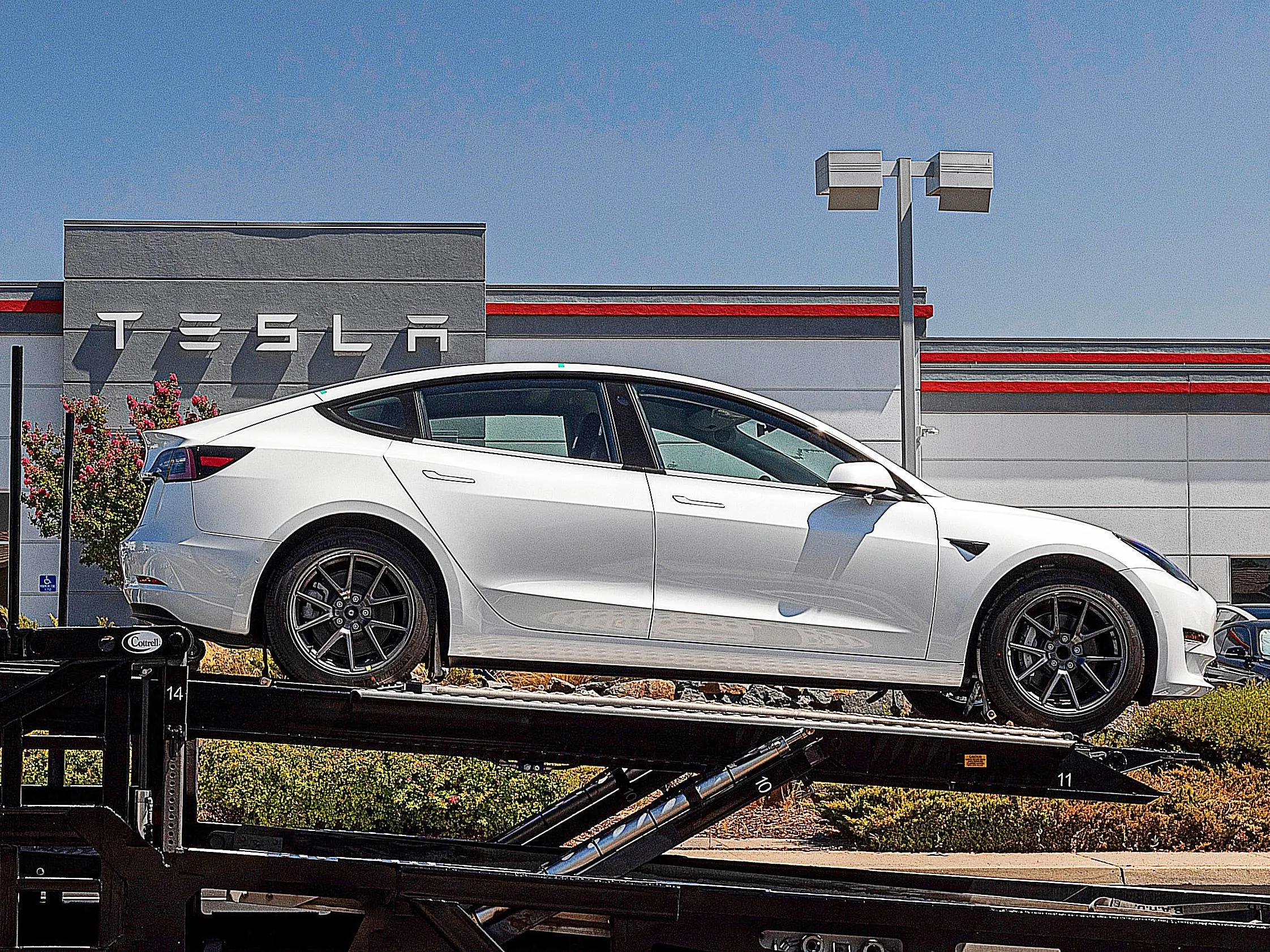 Electric vehicle makers are moving operations to the South.