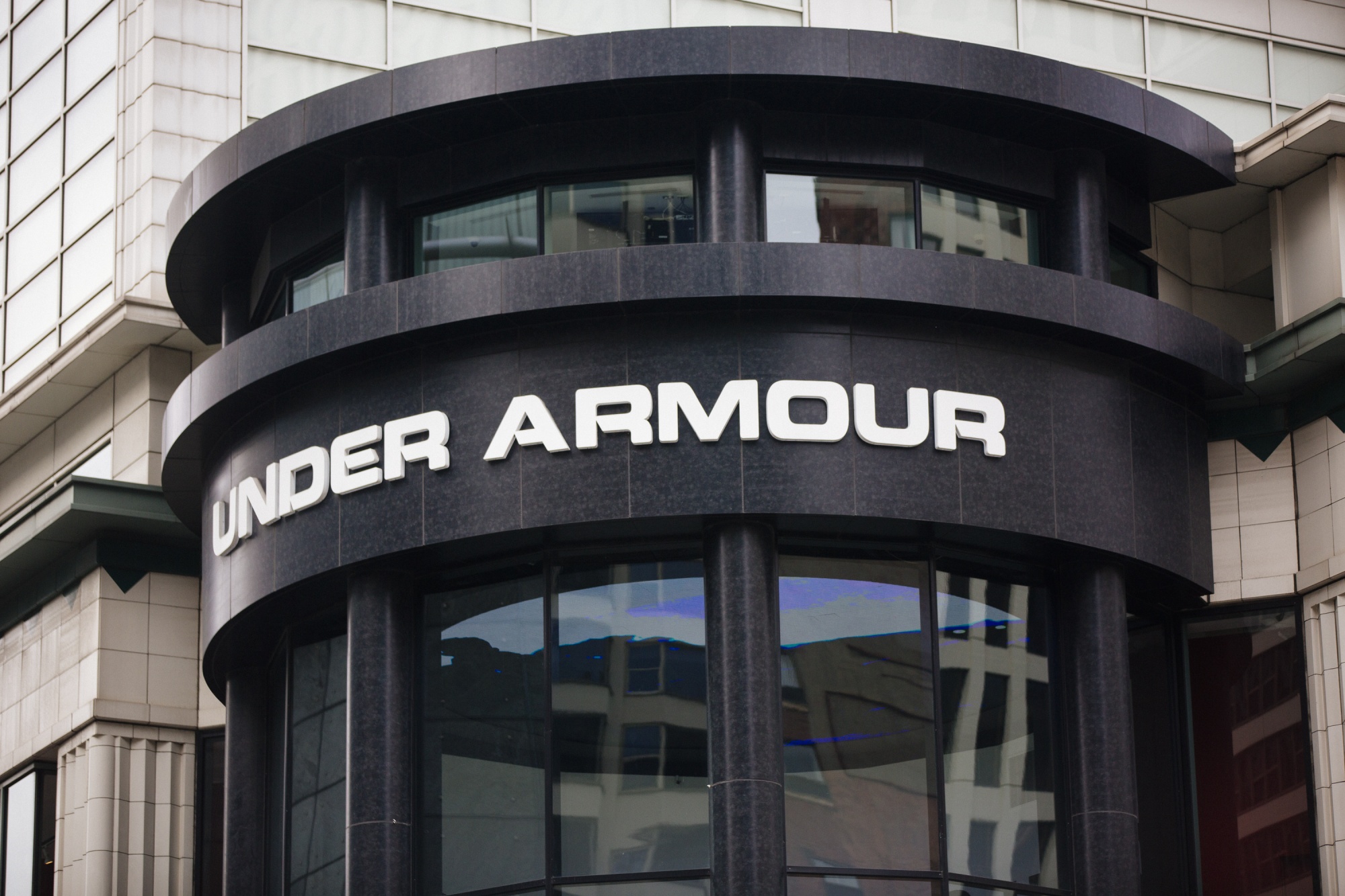 Under Armour apuntará productos a las mujeres más que nunca: CEO ...